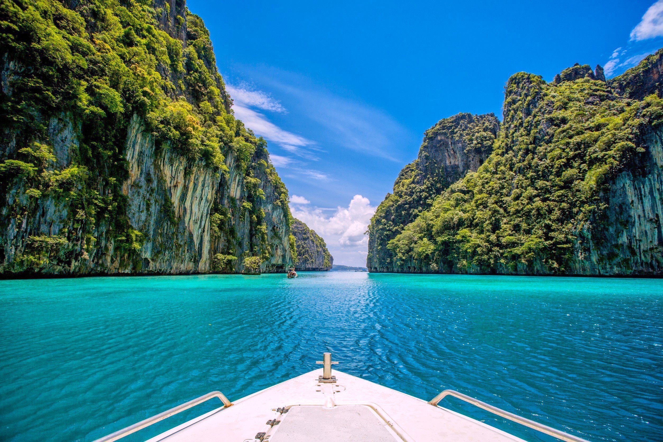 Phi Phi + Maya bay + Khai Islands By Speedboat PREMIUM SERVICE