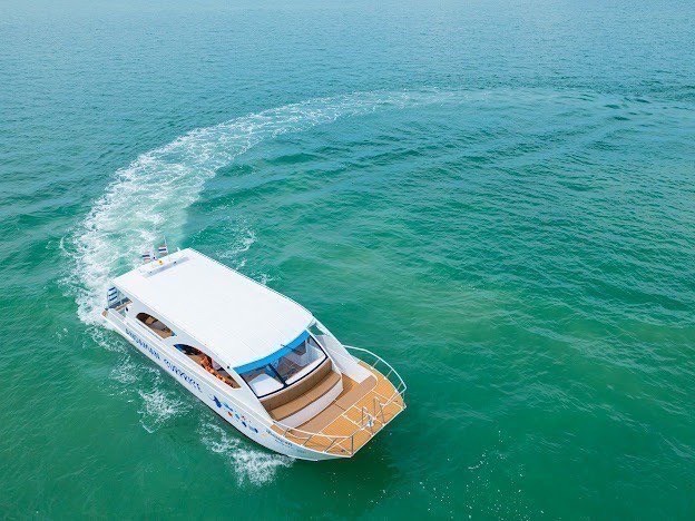 Jamesbond island By PREMIUM Speed Catamaran (Maximum 30 Pax)