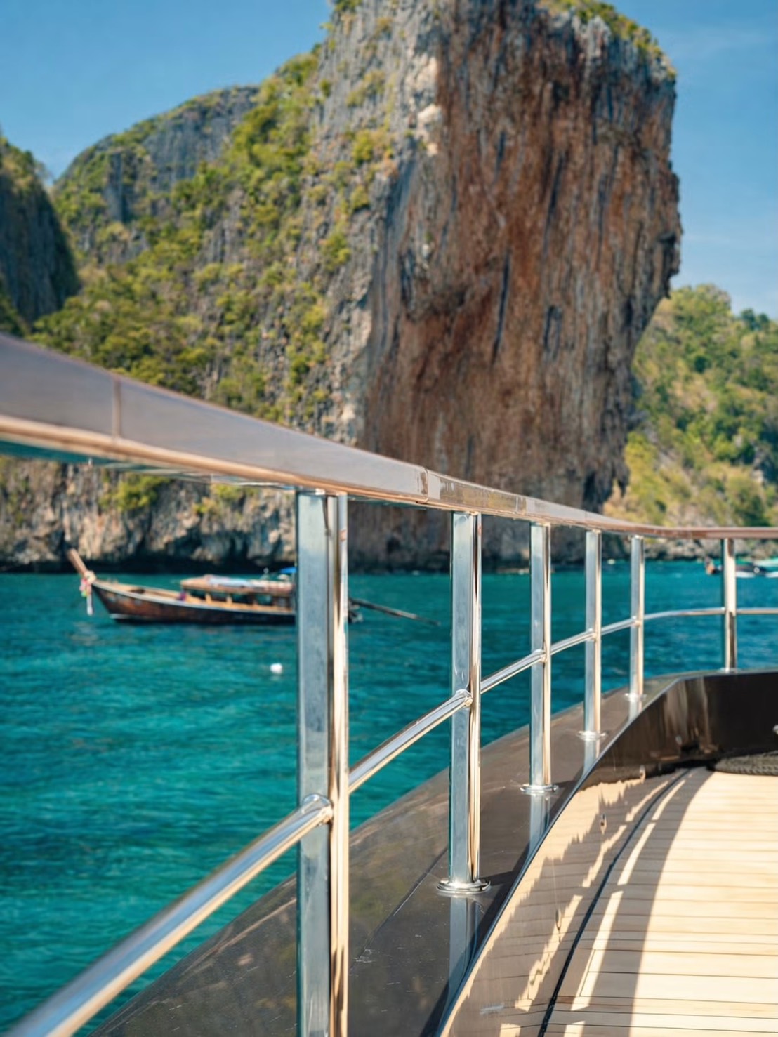 Phi Phi & Maiton island by NOAH Luxury yacht